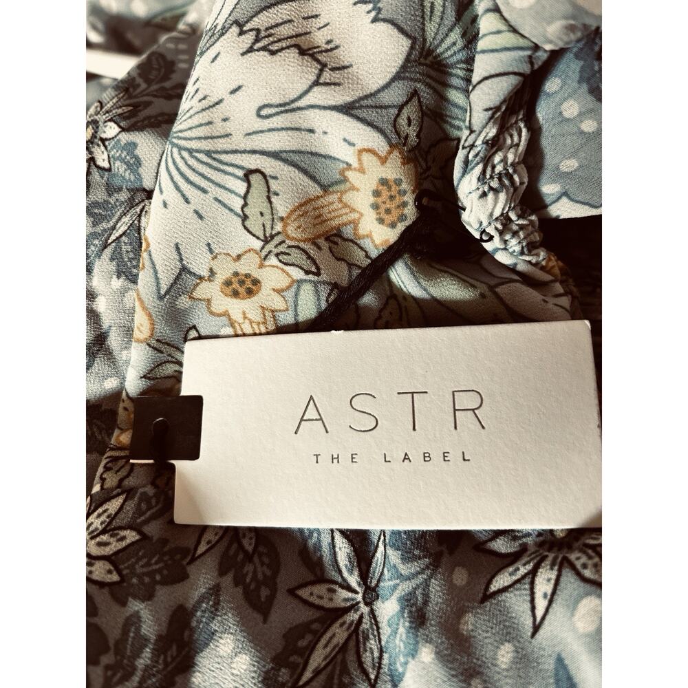 ASTR the Label Women’s Blue Marietta Floral Smocked Coquette Dress Size Large - Picture 7 of 7